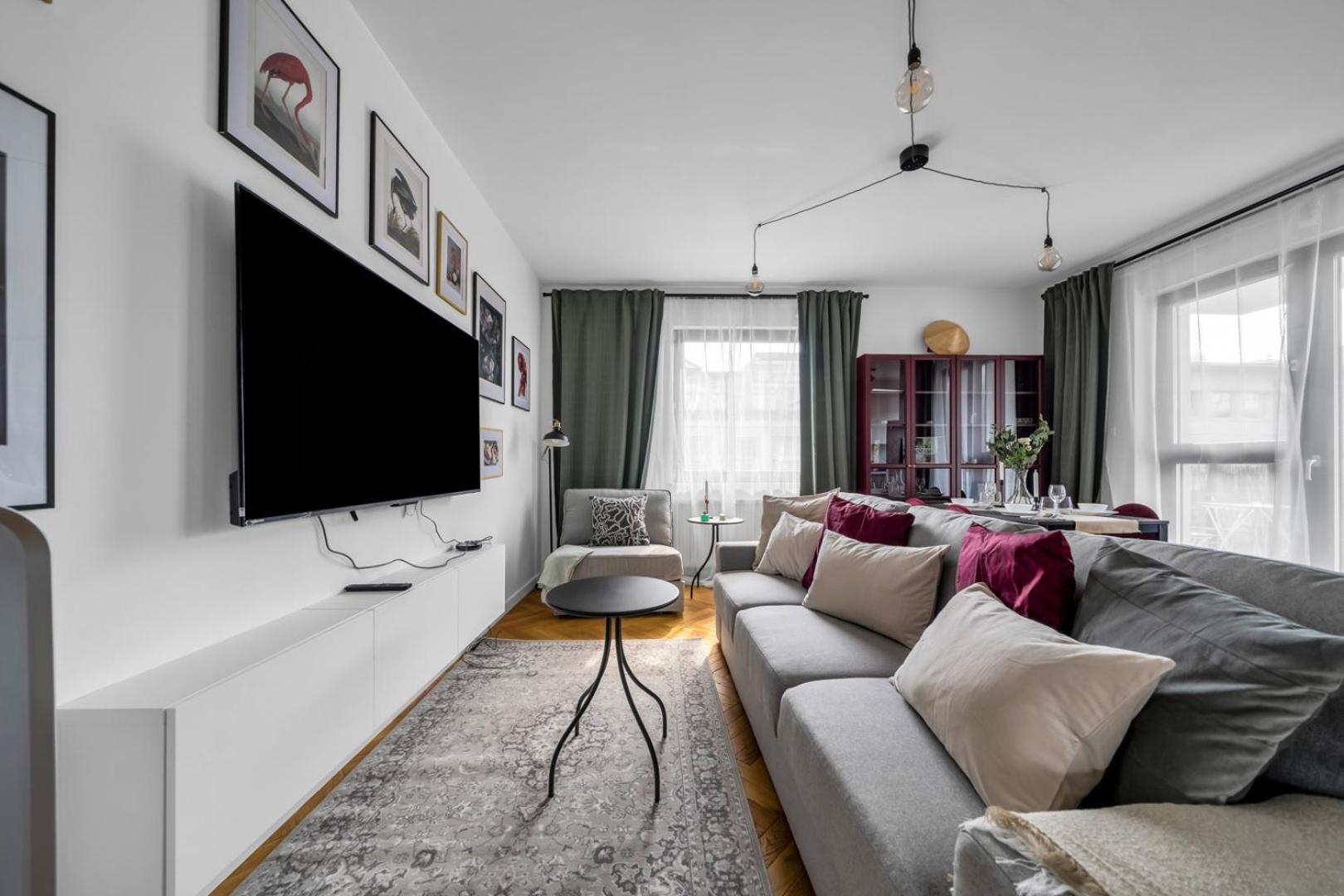 Skierniewicka Apt - Parking, Workspace, Balcony - By Rentujemy Varşova Dış mekan fotoğraf