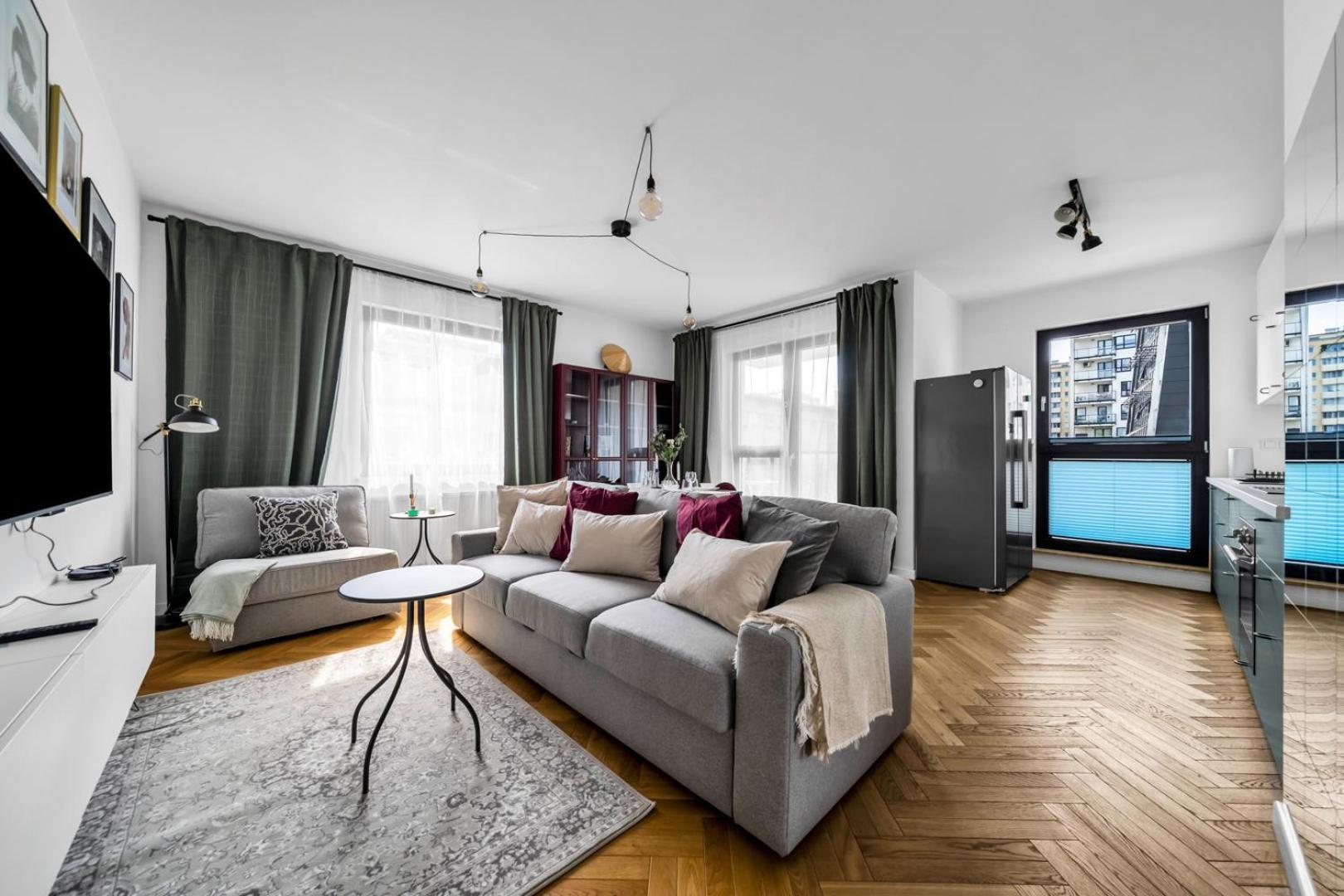 Skierniewicka Apt - Parking, Workspace, Balcony - By Rentujemy Varşova Dış mekan fotoğraf