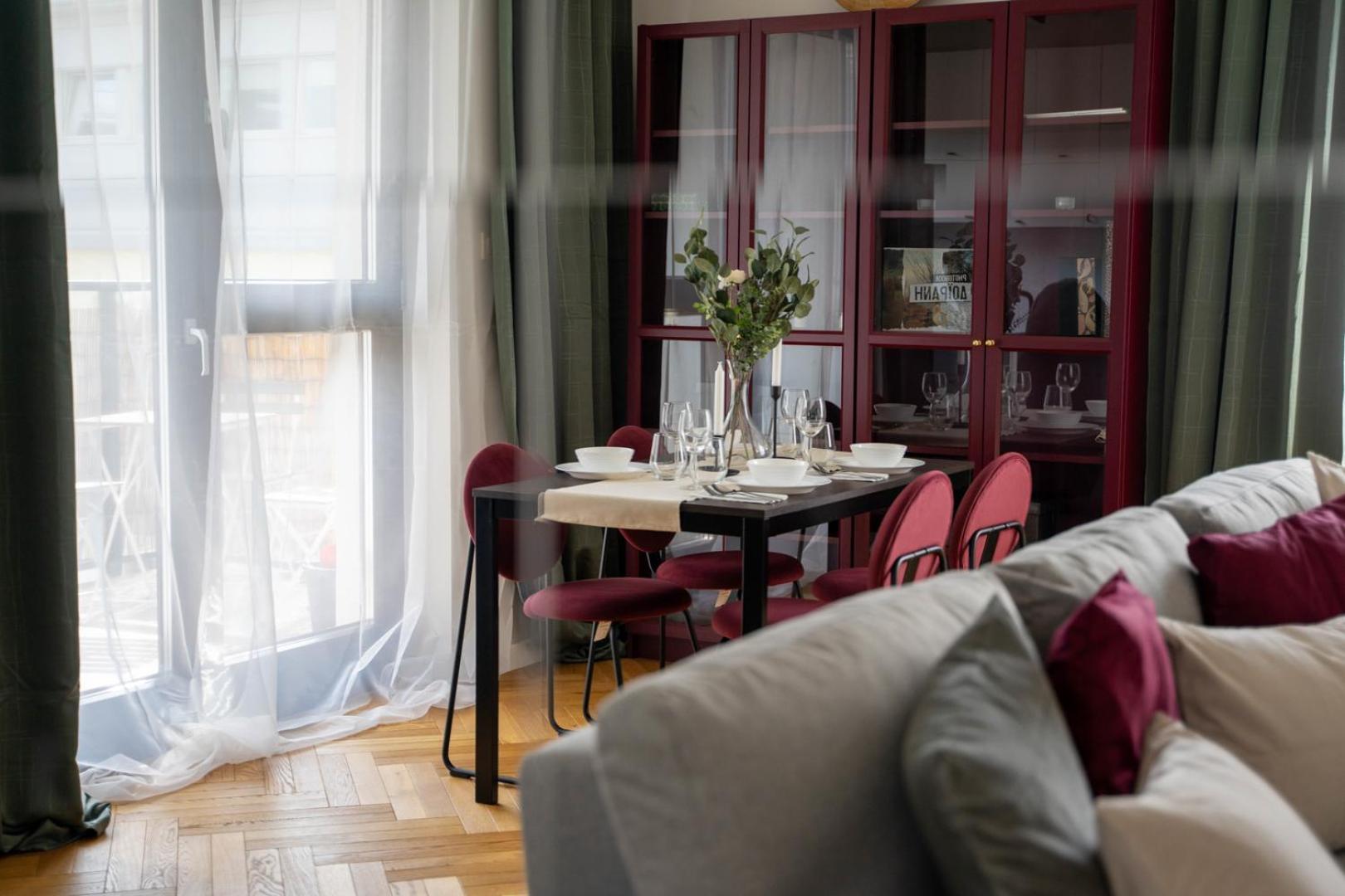 Skierniewicka Apt - Parking, Workspace, Balcony - By Rentujemy Varşova Dış mekan fotoğraf