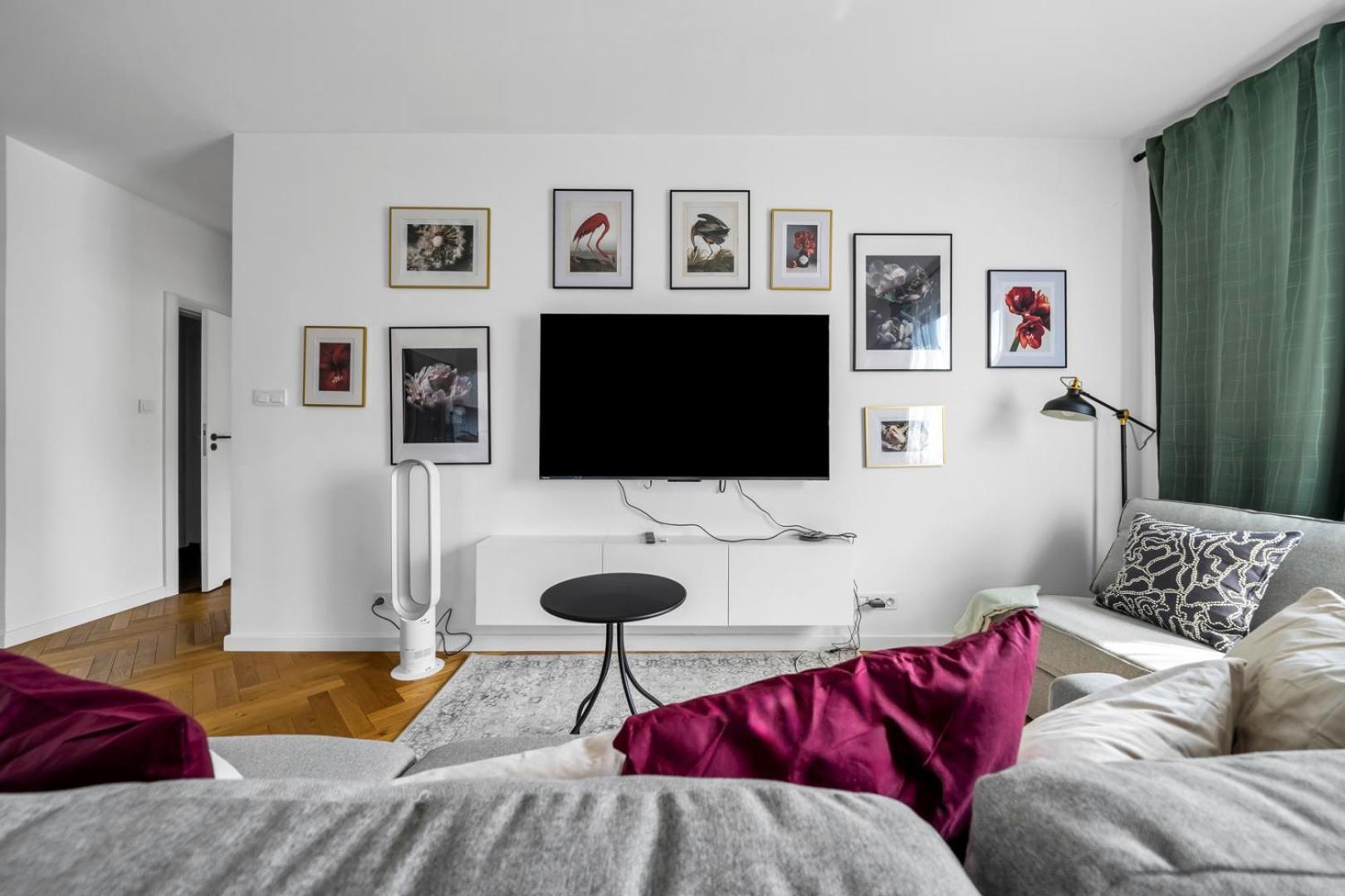 Skierniewicka Apt - Parking, Workspace, Balcony - By Rentujemy Varşova Dış mekan fotoğraf